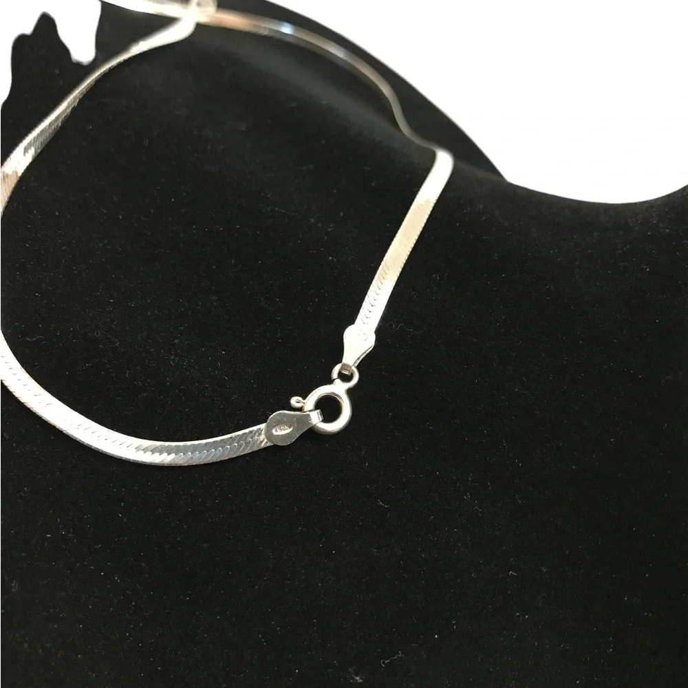 Sterling Silver .925 Vintage Herringbone Chain Made in Italy 26” - Picture 6 of 6